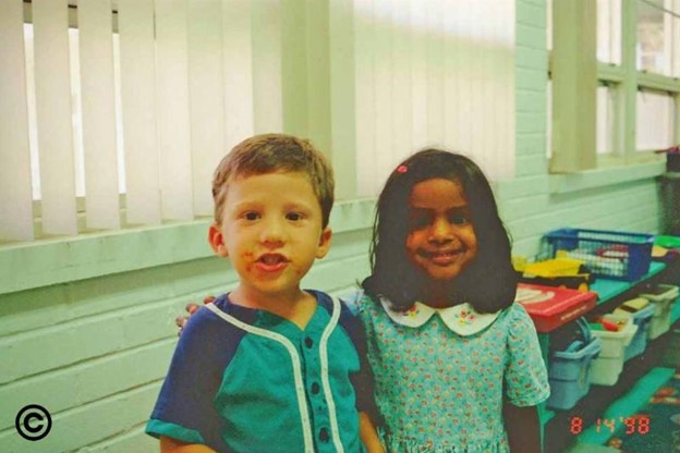 Matt กับ Laura ที่โรงเรียนเตรียมอนุบาล