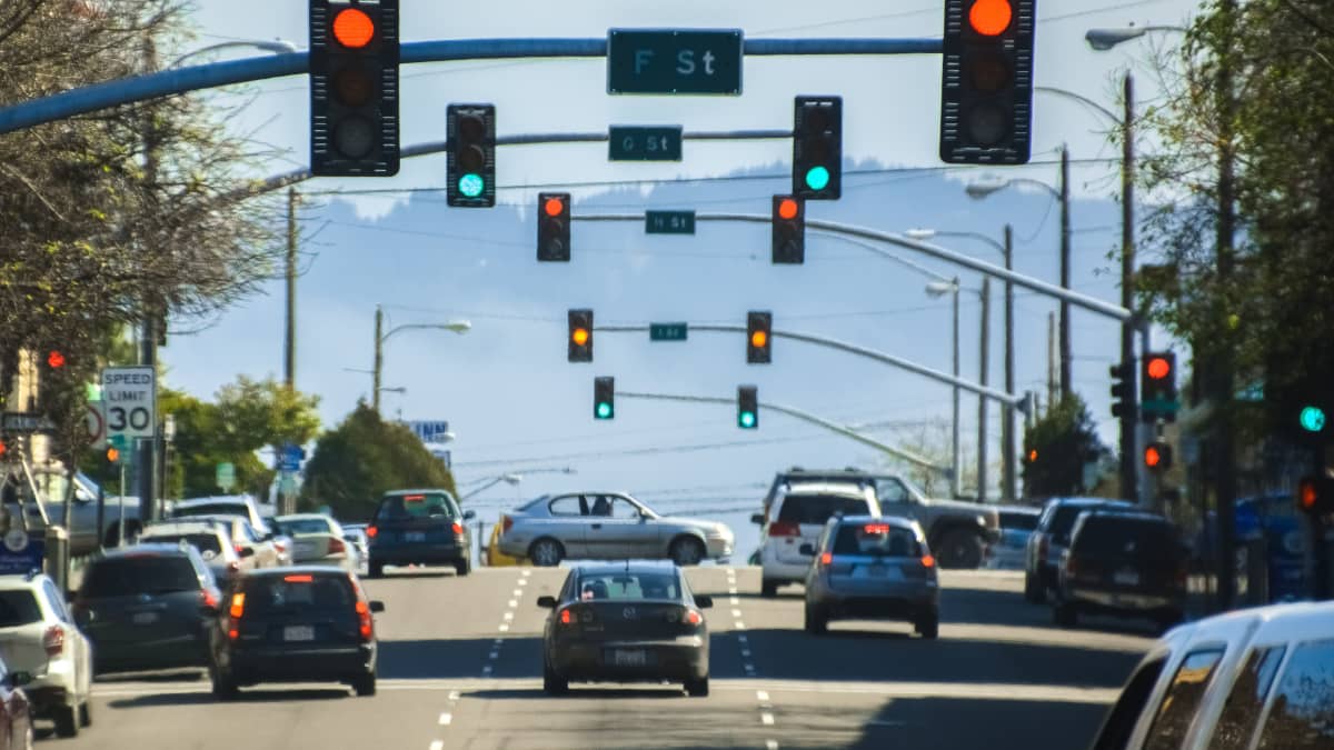 Why You Wait Too Long at Red Lights, and What to Do About It - AxleAddict