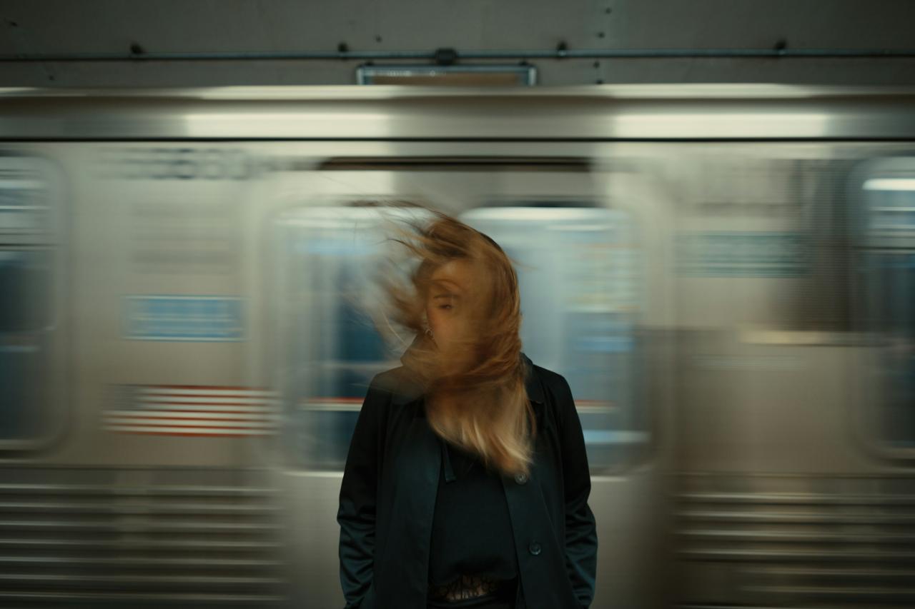 subway-woman-2